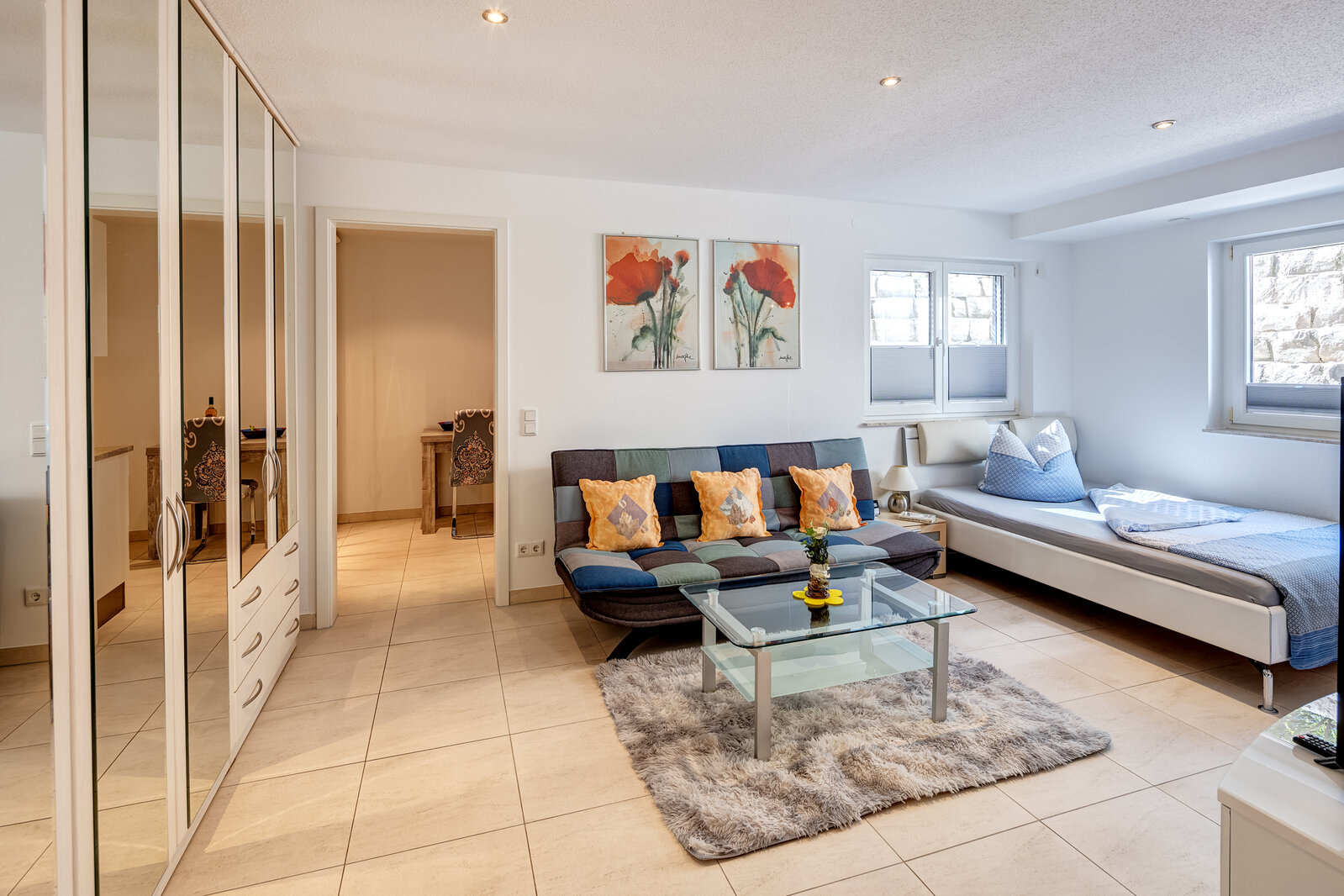 Furnished basement apartment in Haar - Photo 3