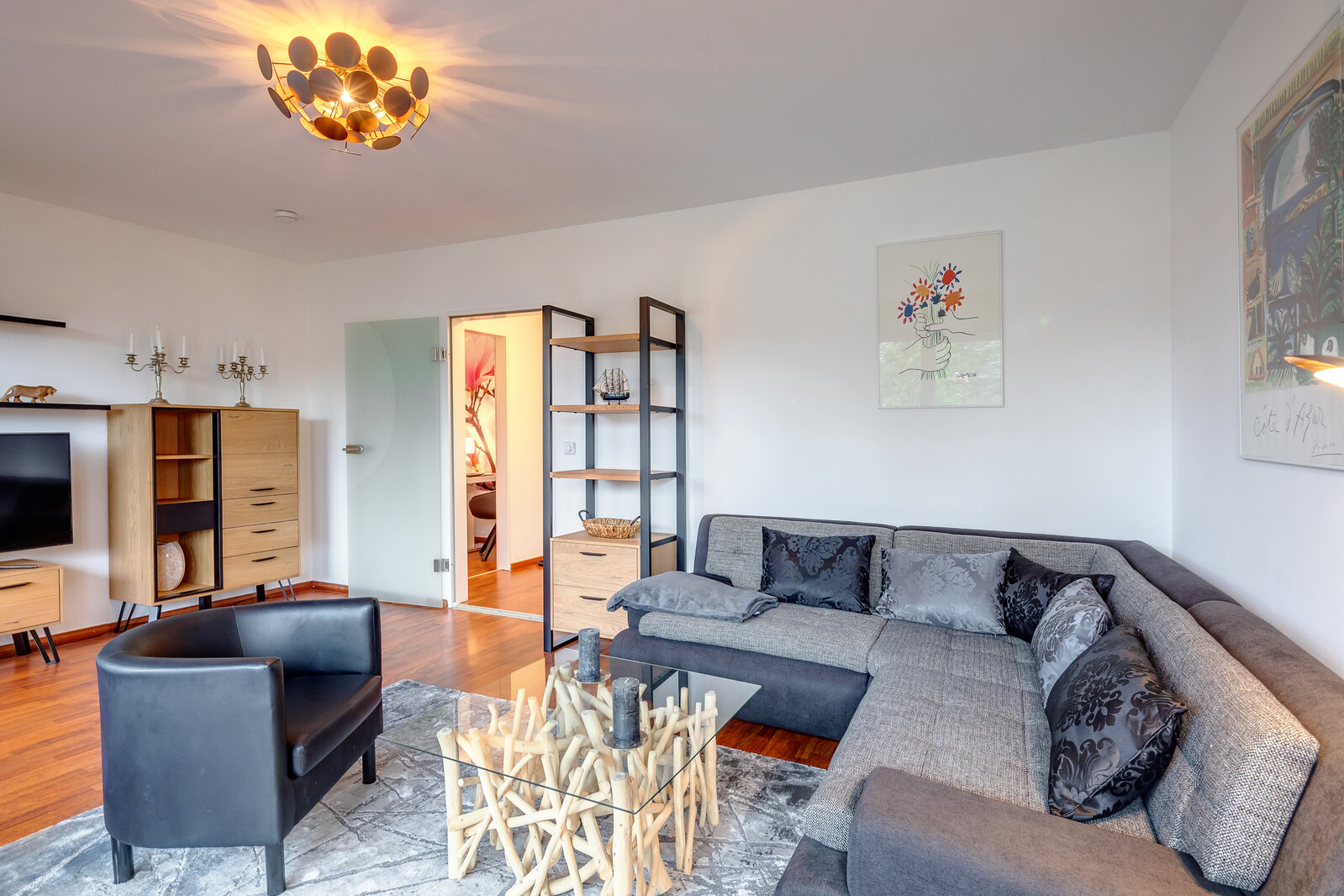 Helle 2,5-Zimmer Wohnung auf Zeit - Foto 2