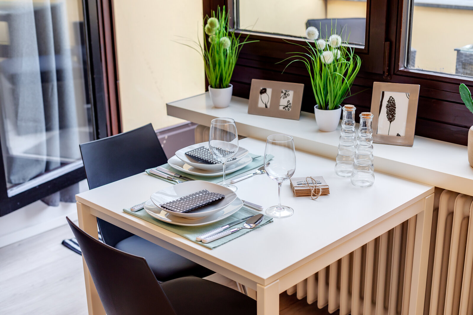 Modern, bright apartment for rent in Solln - Photo 1