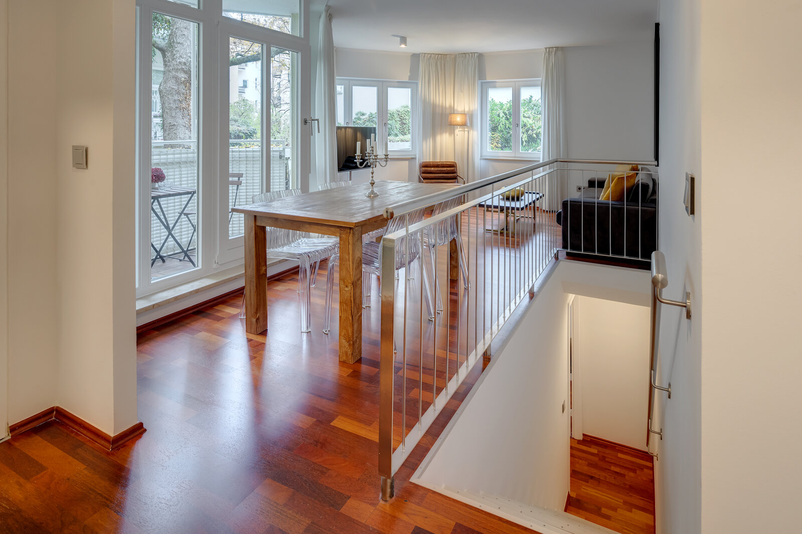 Designer maisonette apartment for rent - Photo 2