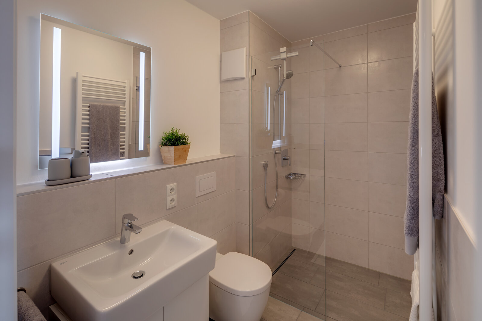 Stylishly furnished apartment in Milbertshofen - Foto 5