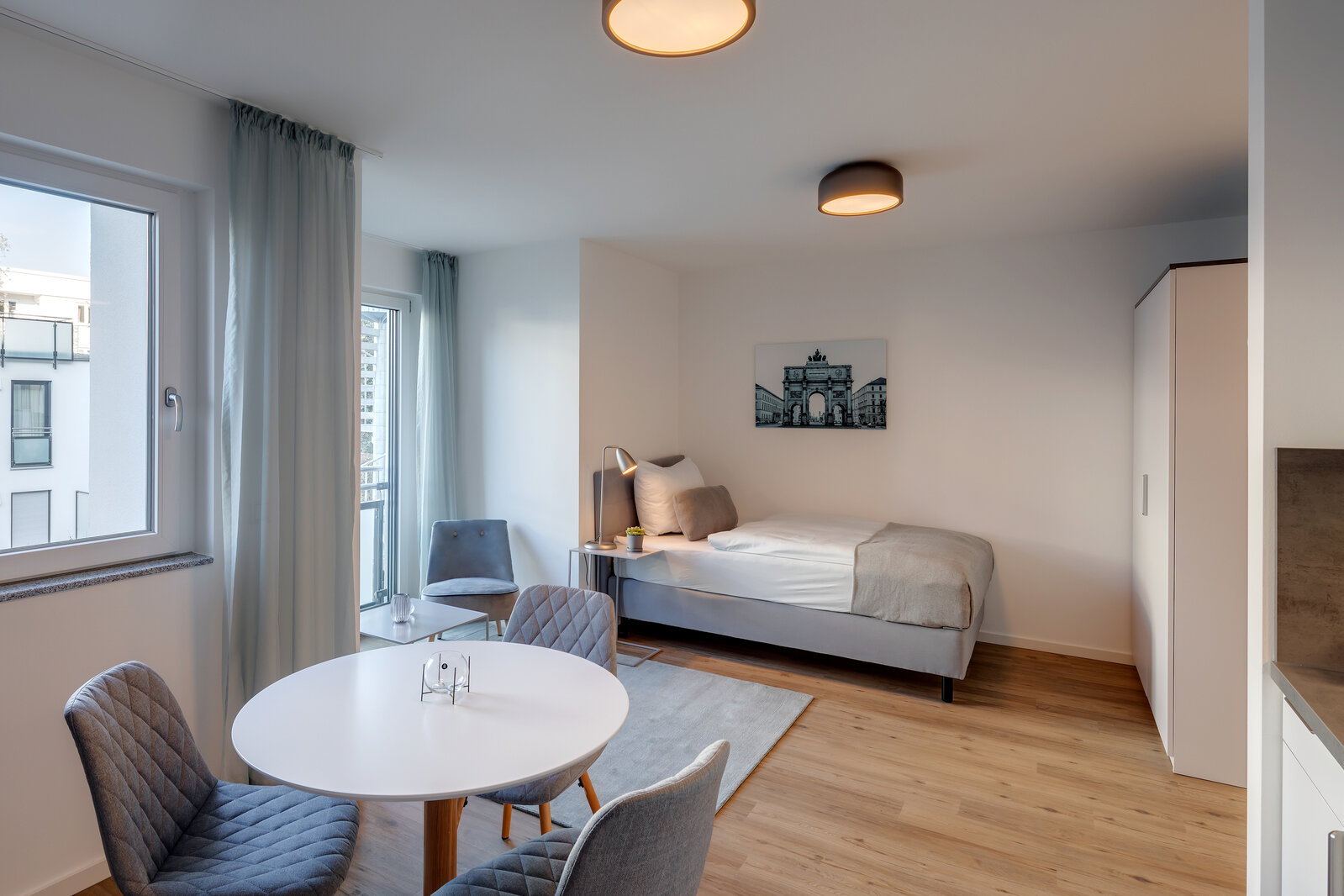 Stylishly furnished apartment in Milbertshofen - Foto 2