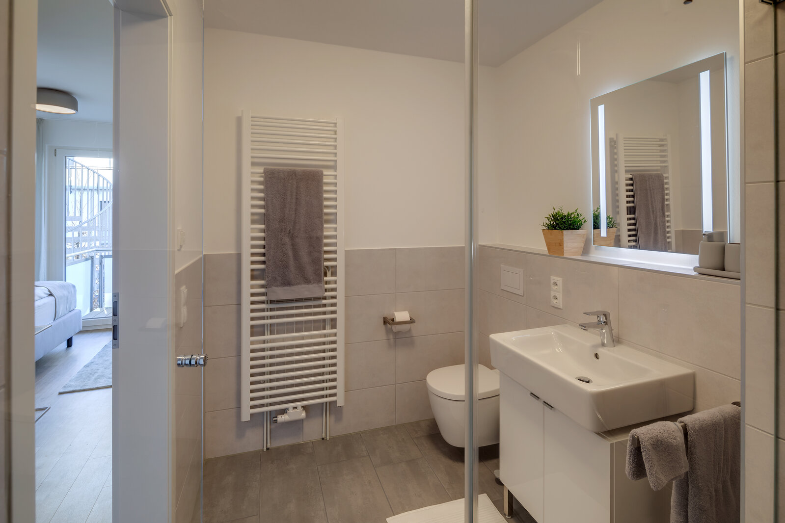 Stylish apartment for rent with like new furniture - Photo 3