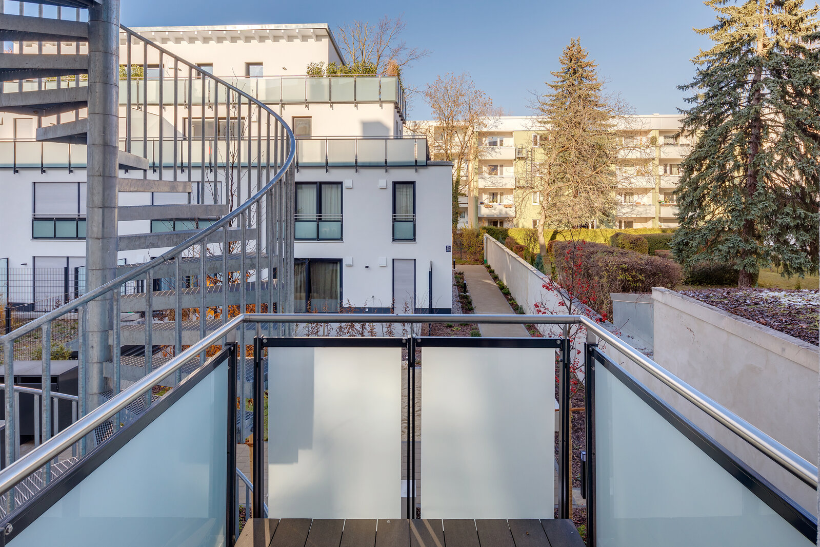 Stylish apartment for rent with like new furniture - Photo 5