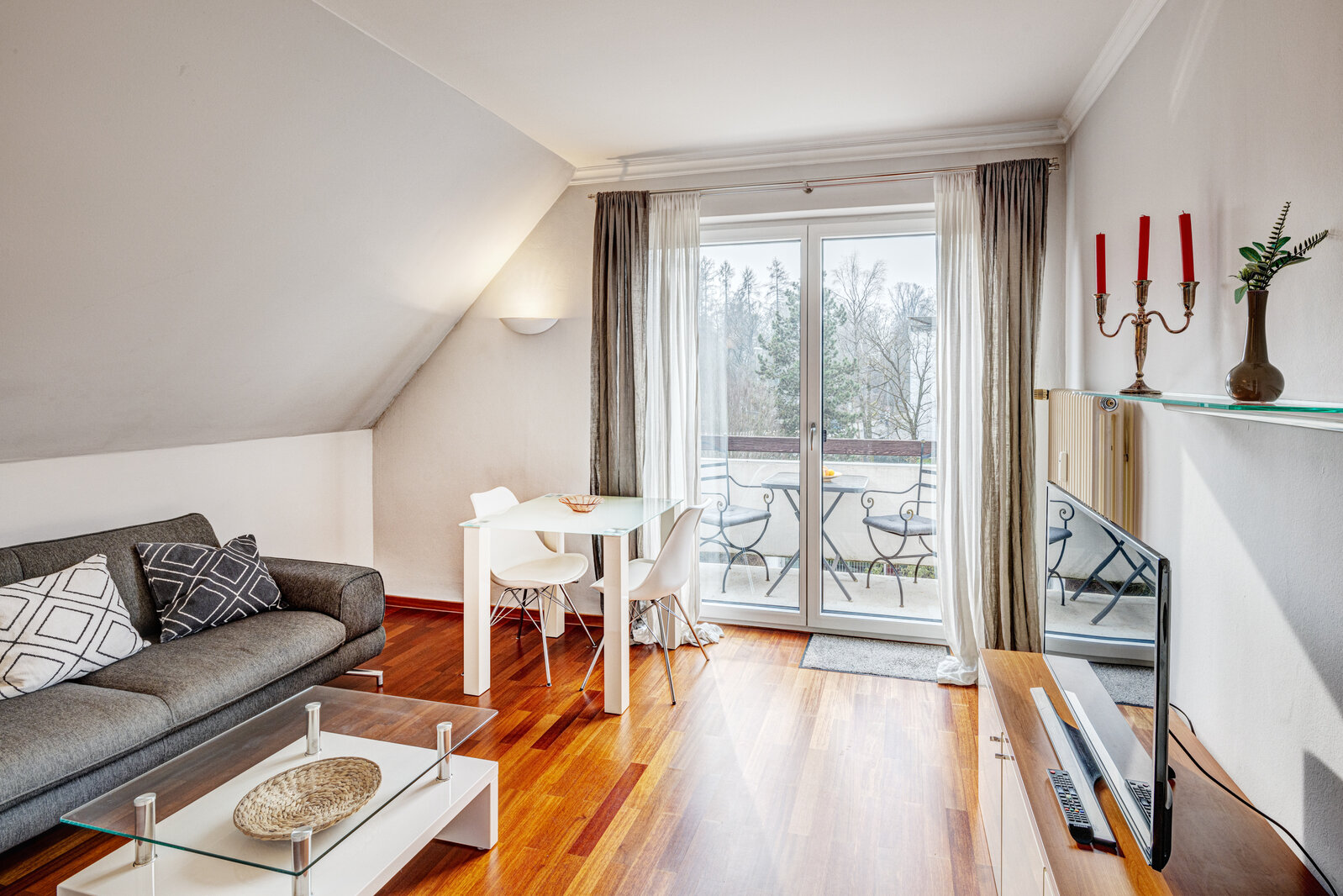 2-room apartment with balcony in Munich-Oberföhring - Photo 2