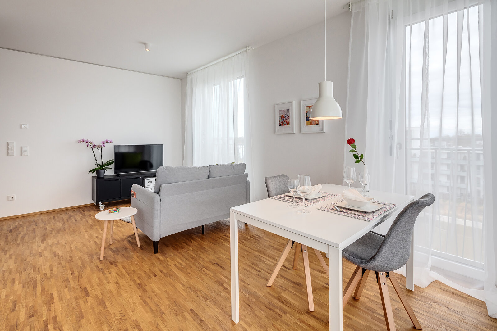 Newly furnished rental apartment in Altperlach - Photo 2