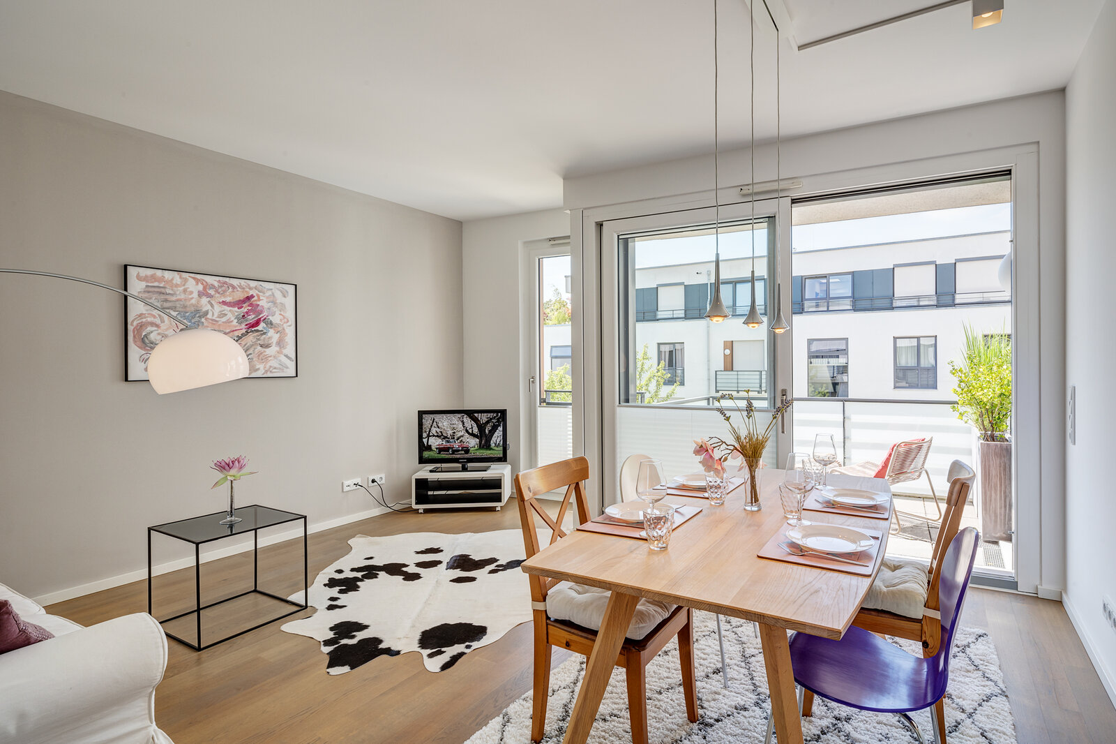 High-quality 3-room apartment, near Luitpoldpark - Photo 1