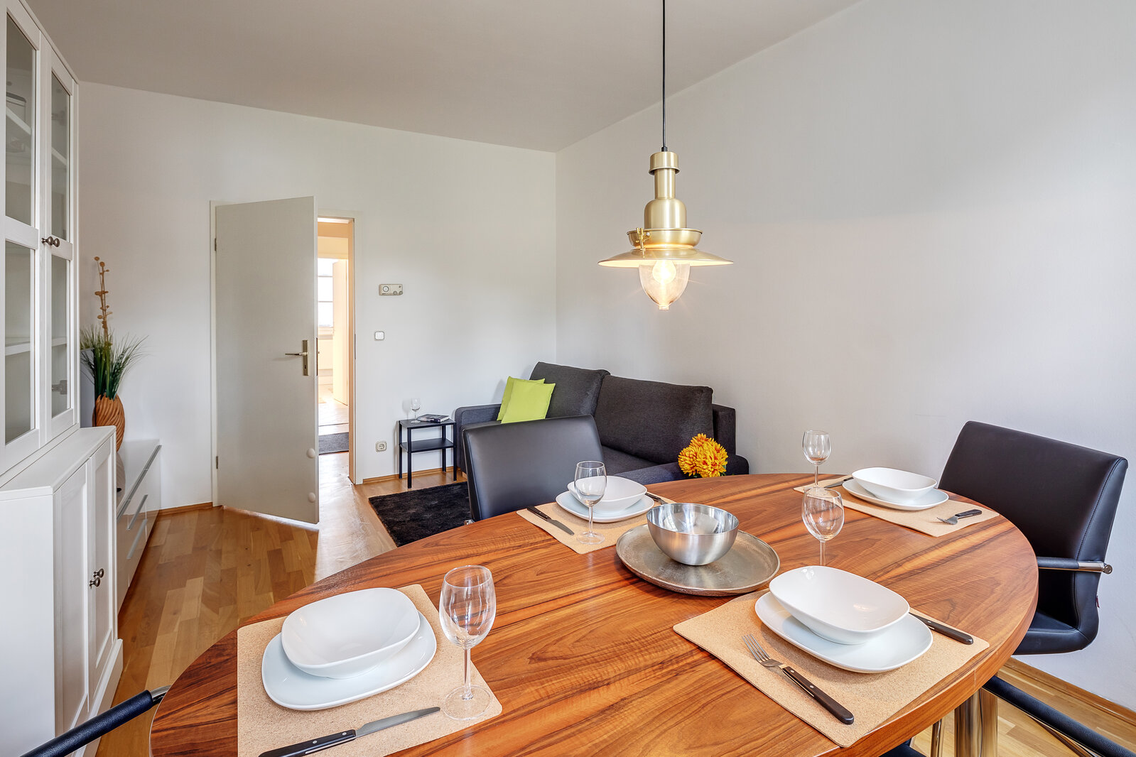 Furnished rental with two bedrooms in good location - Photo 3