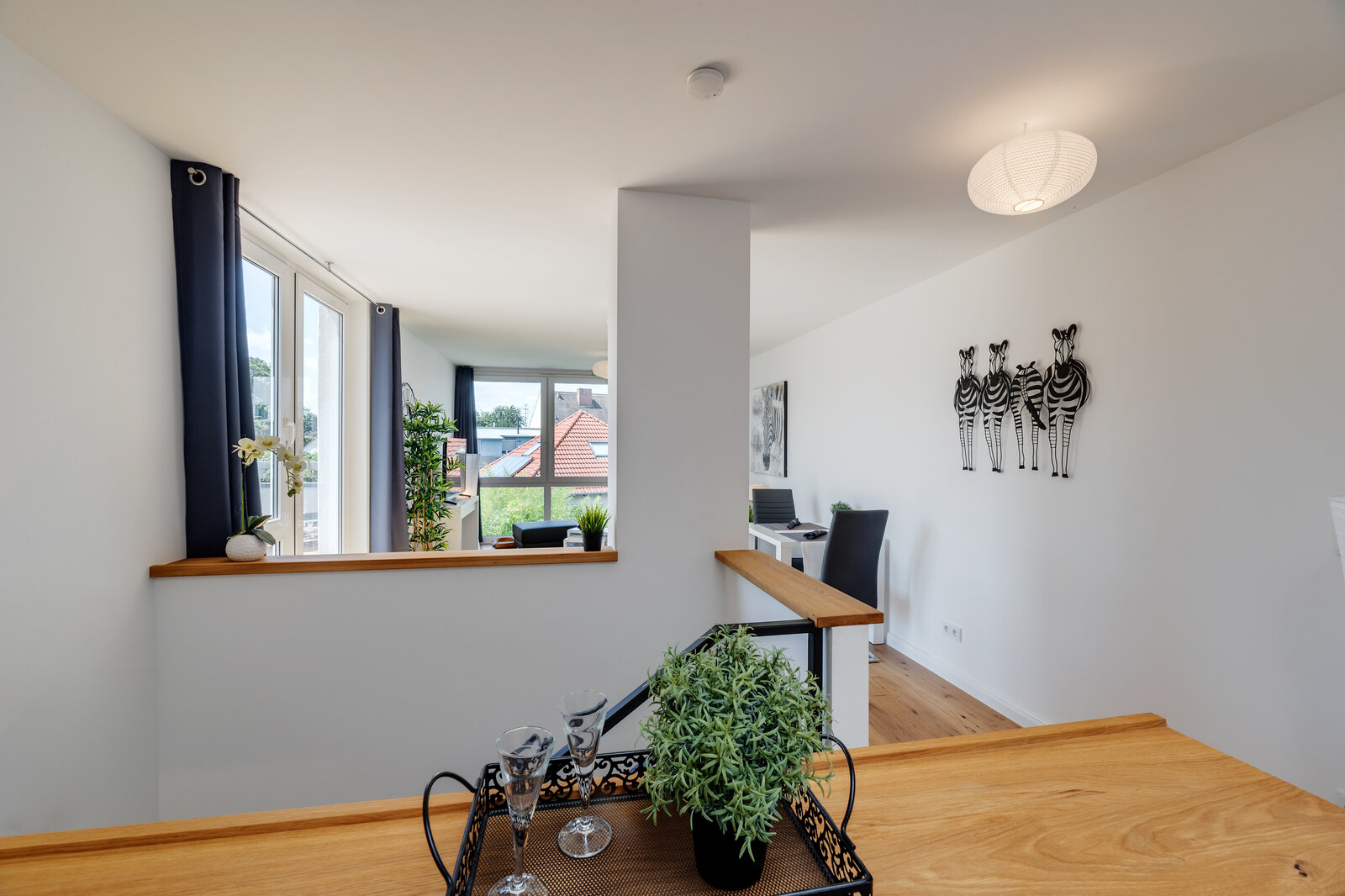 Furnished apartment with large roof terrace for rent - Photo 1