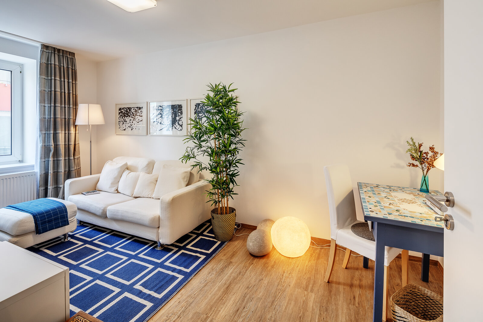 Centrally located, with view of the inner courtyard - Foto 4