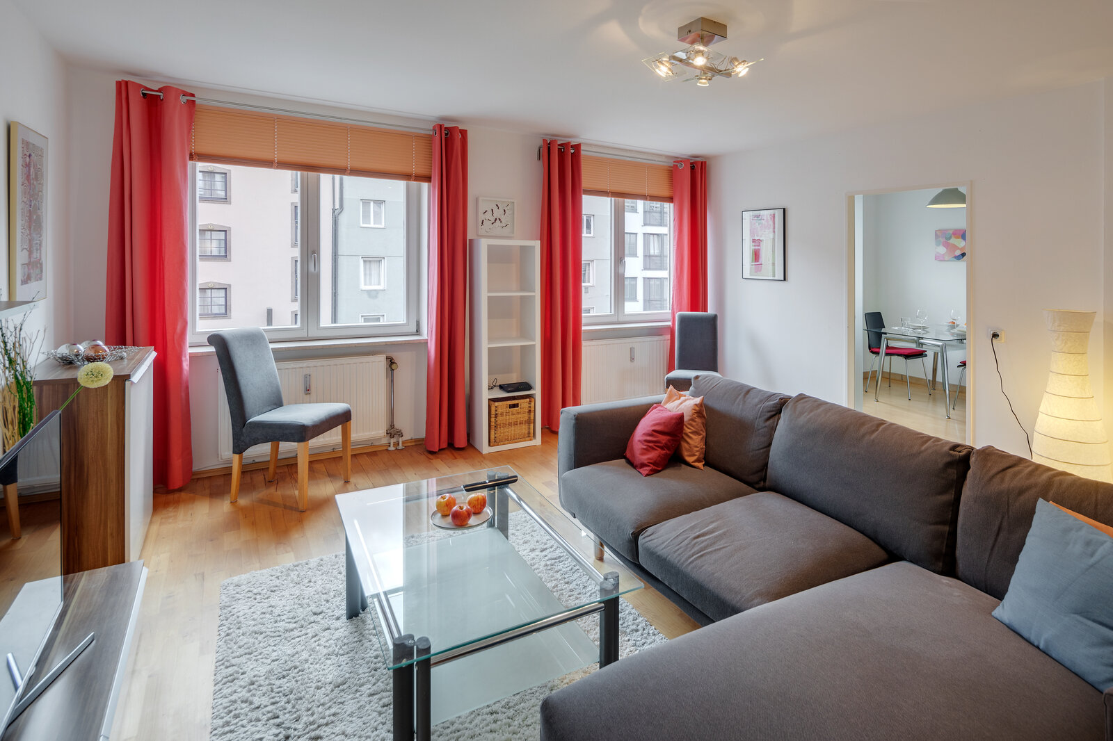 Light-flooded 2-room apartment for rent - Foto 4