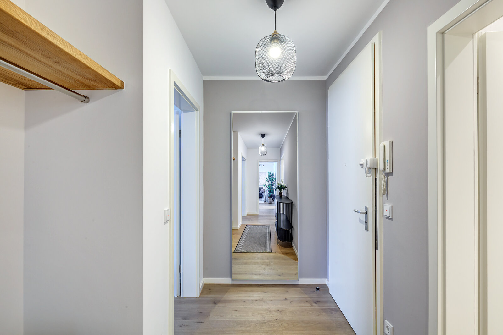 Family apartment in coveted location at Elisabethmarkt - Photo 2