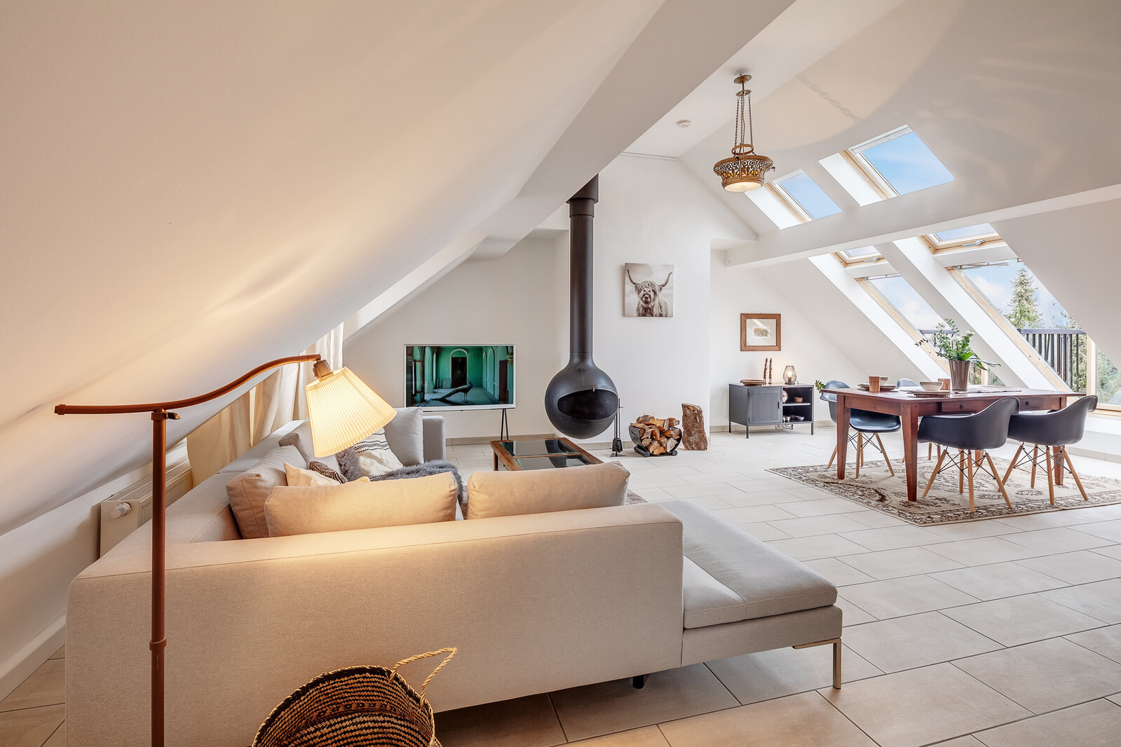 High quality furnished attic apartment for rent - Photo 1