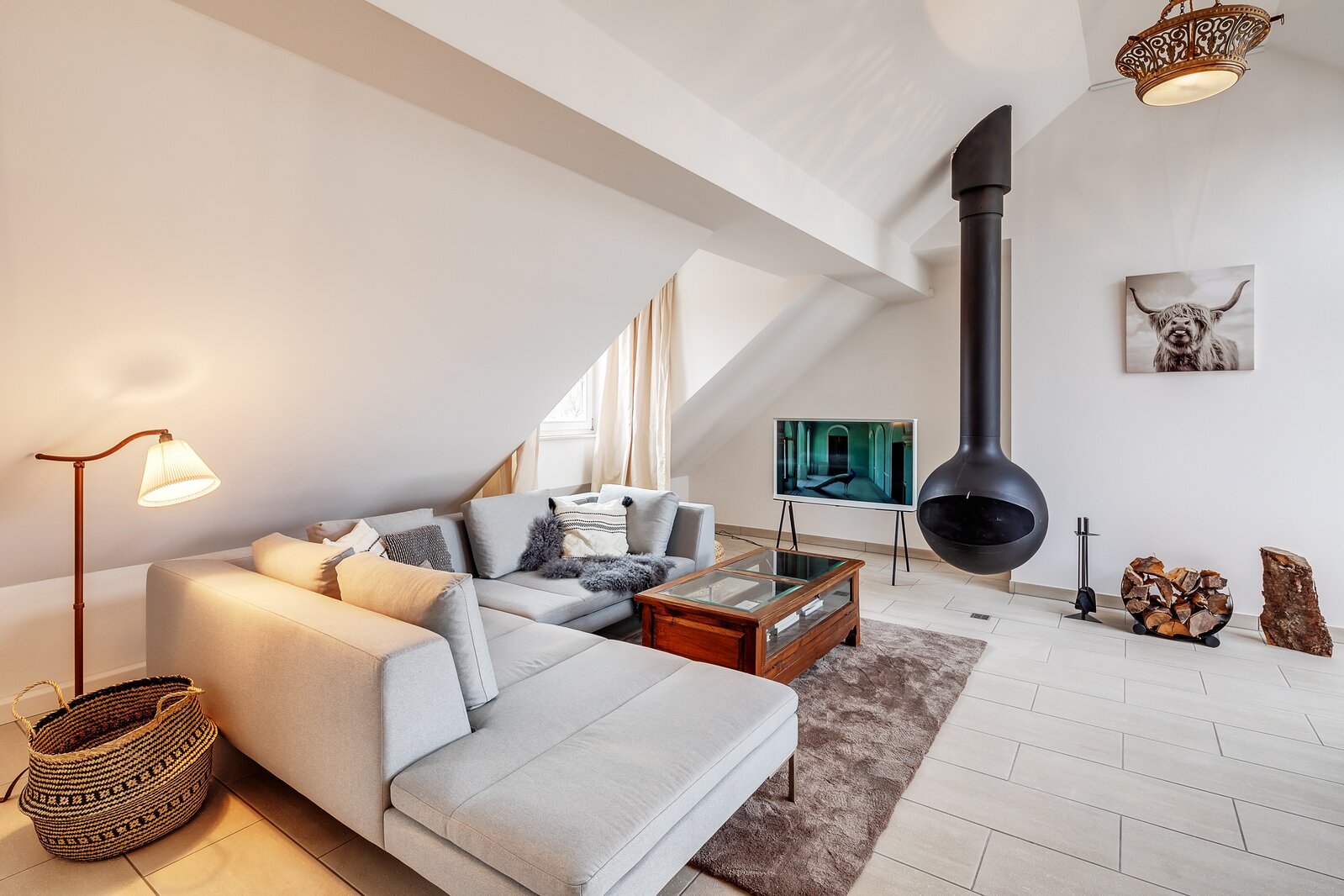 High quality furnished attic apartment for rent - Photo 3