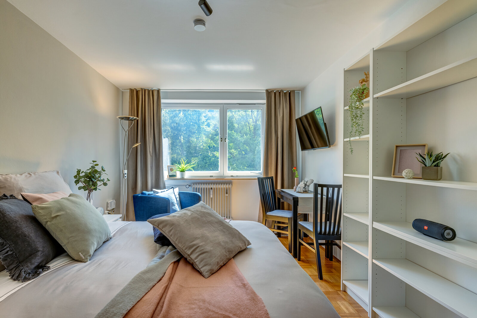 Nicely furnished apartment in Schwabing-West - Photo 3
