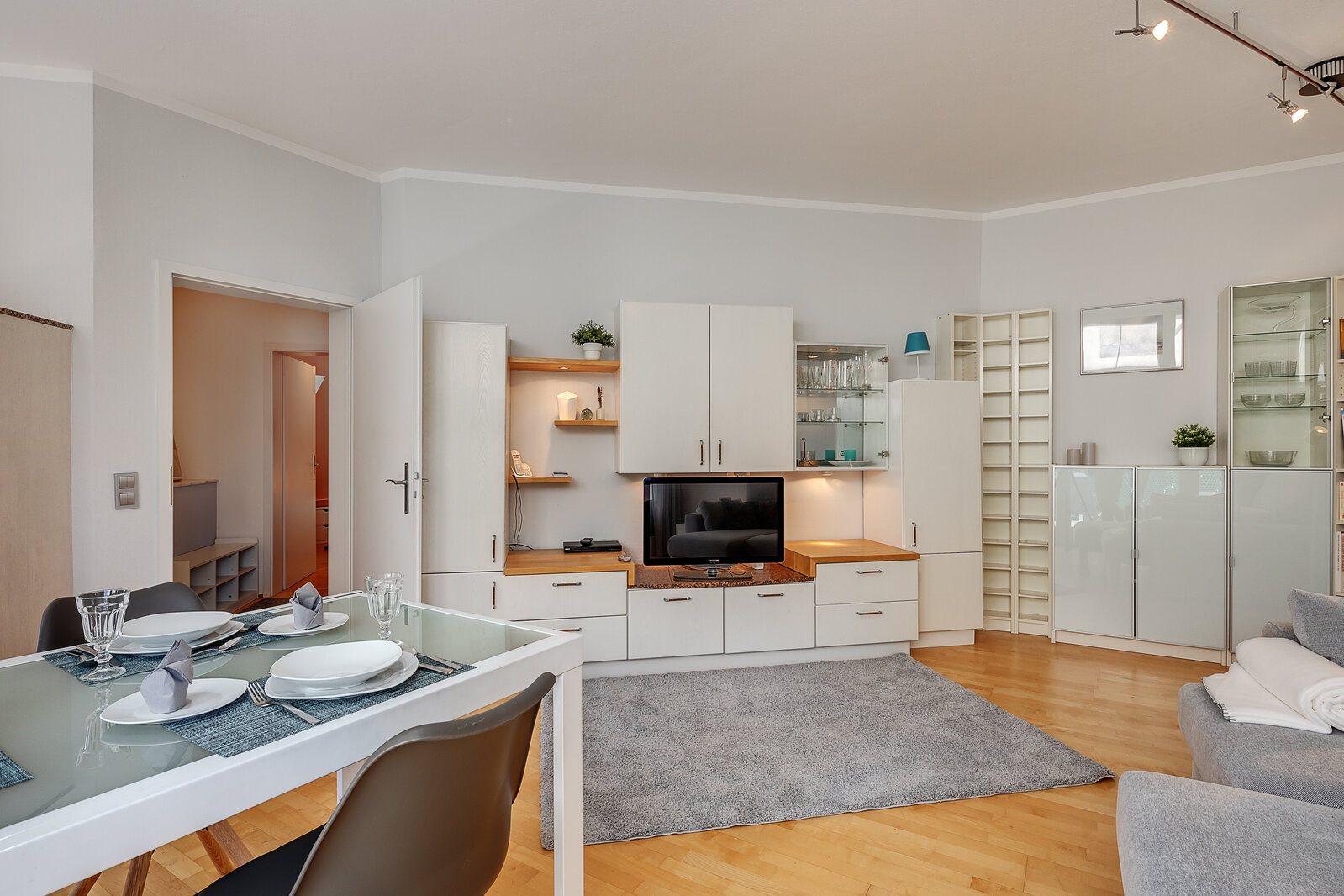 Attic apartment for rent in Maxvorstadt - Photo 3