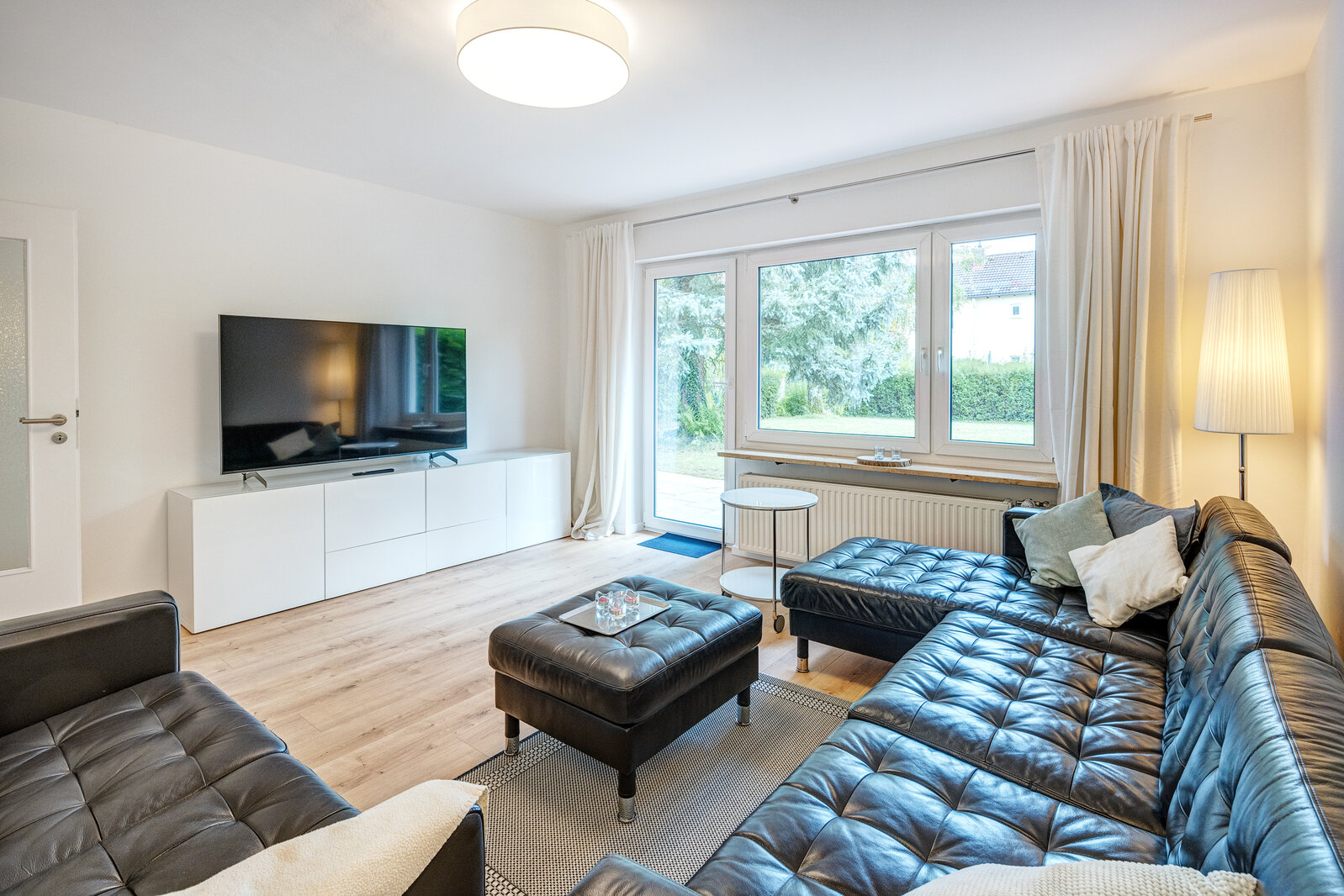 Beautiful apartment for rent with terrace and garden - Photo 1