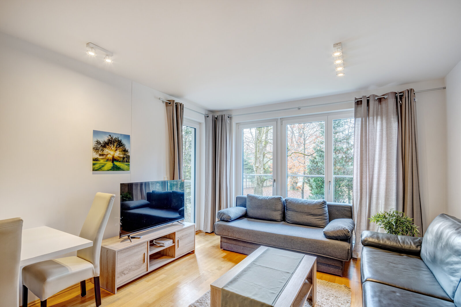 Modern 2-room apartment with loggia for rent - Foto 2