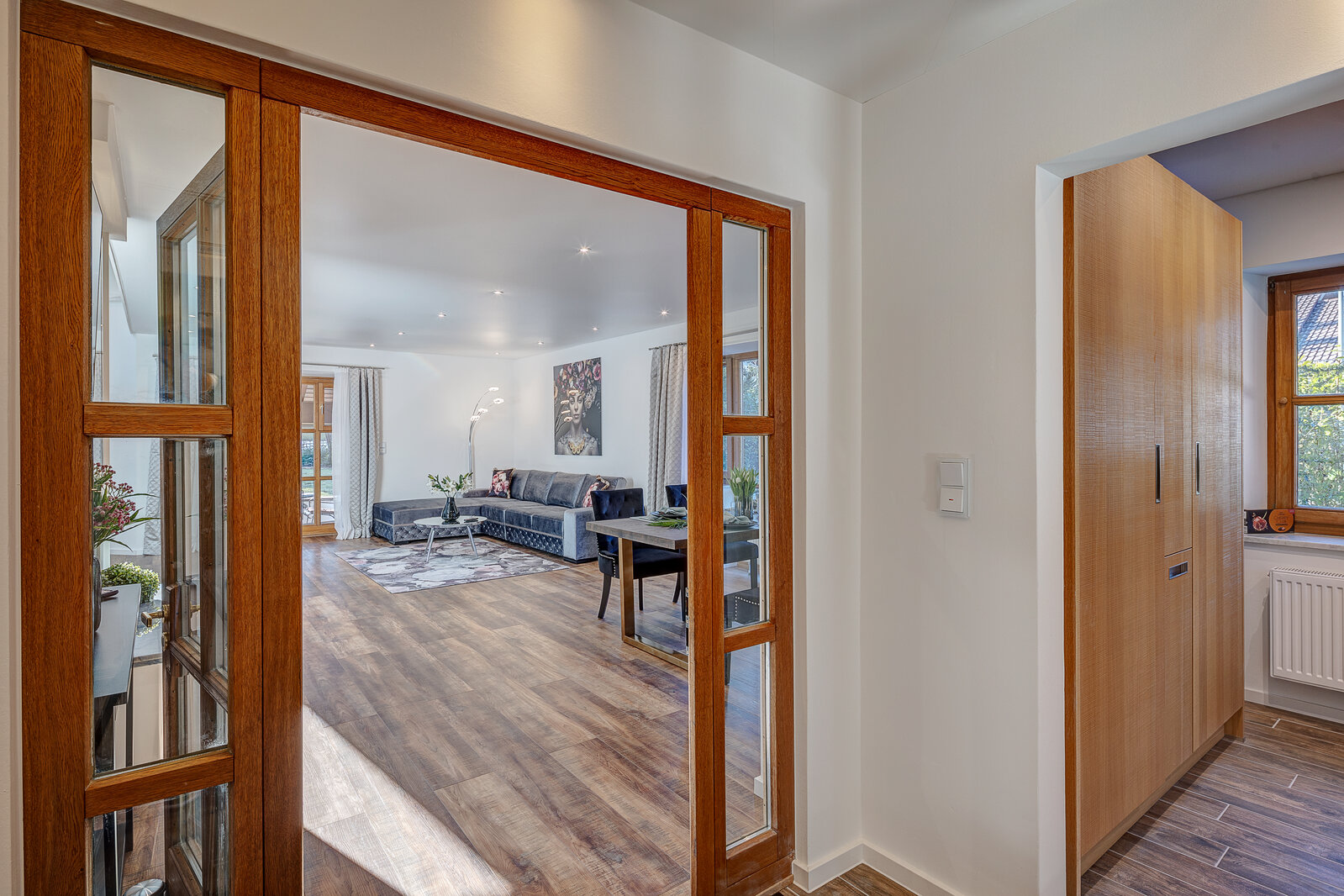 Semi-detached villa for highest demands - Photo 2