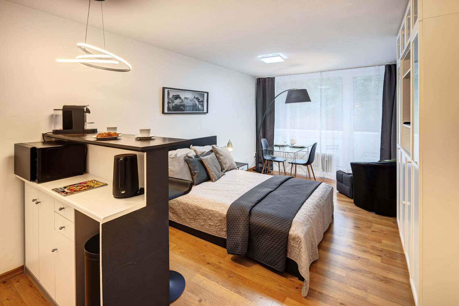 Charming studio apartment in central location - Photo 1