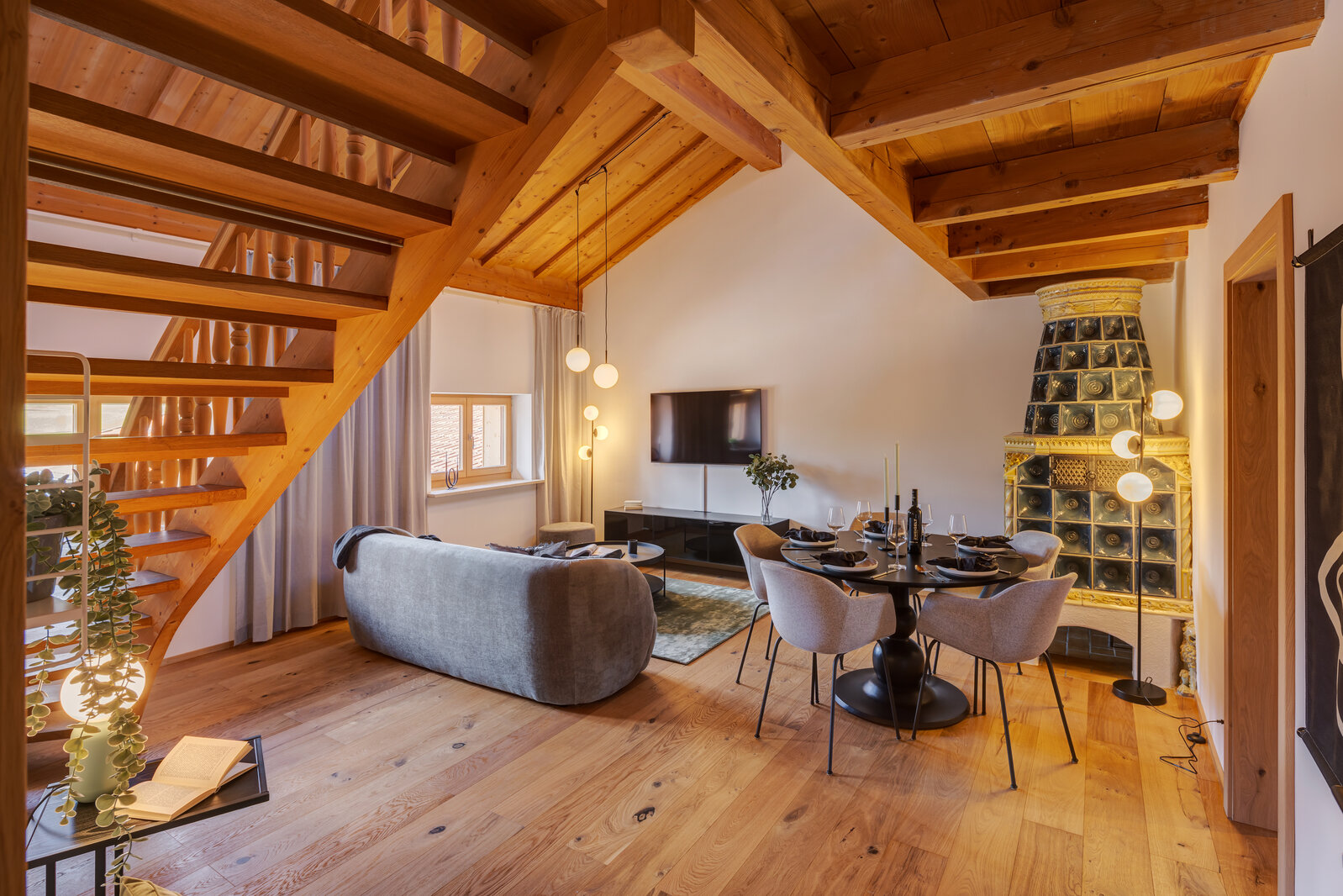 Spacious apartment with gallery - Photo 2