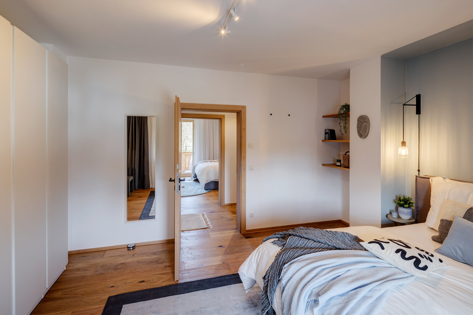 Spacious apartment with gallery - Photo 5