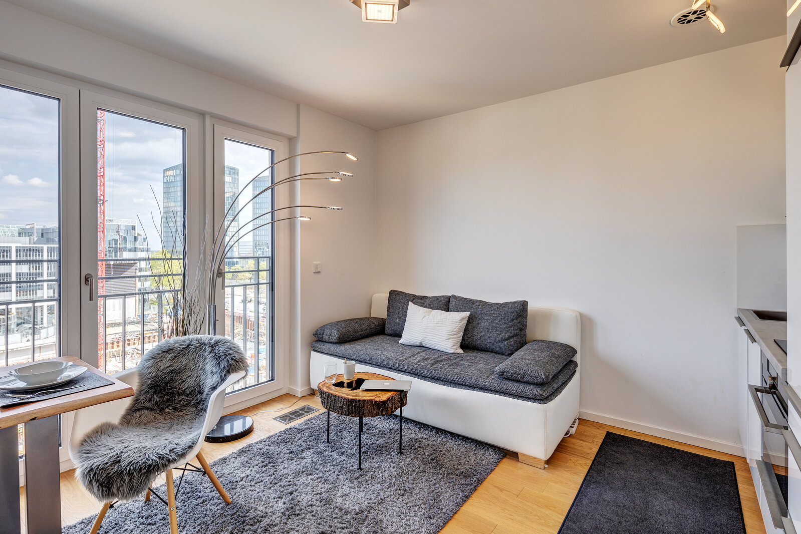 New construction 2019: Very nice furnished rental - Photo 1