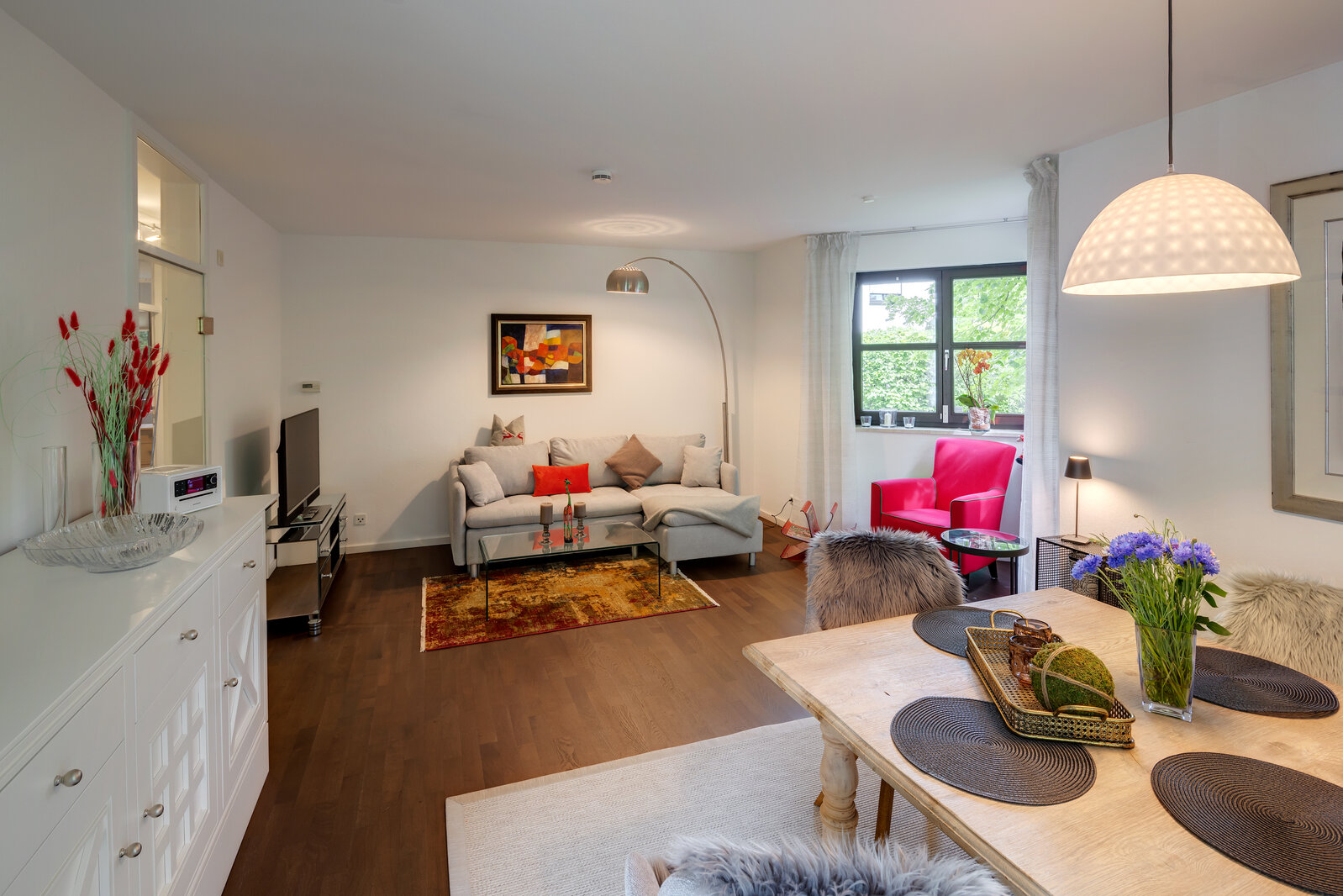 Lovely ground floor apartment with terrace for rent - Photo 1