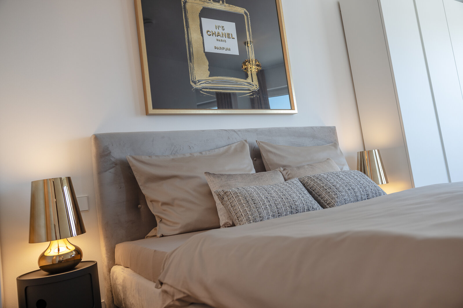 Luxuriously furnished apartment in Haidhausen - Photo 1