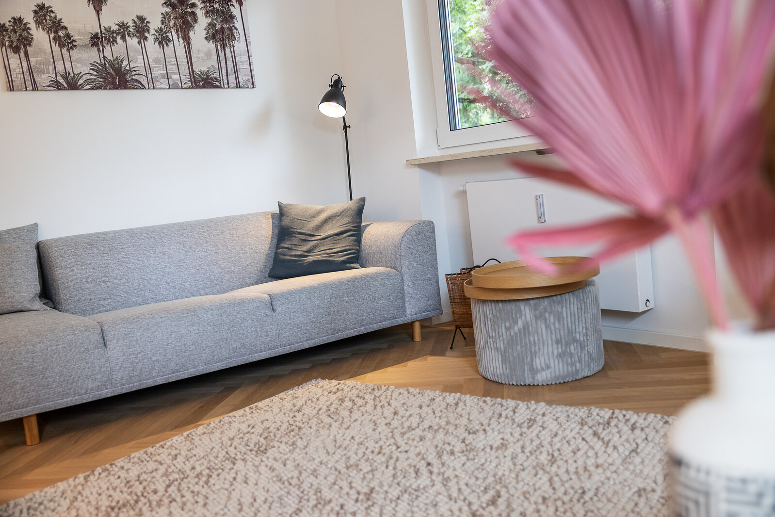 High-quality apartment in upscale residential area - Photo 3