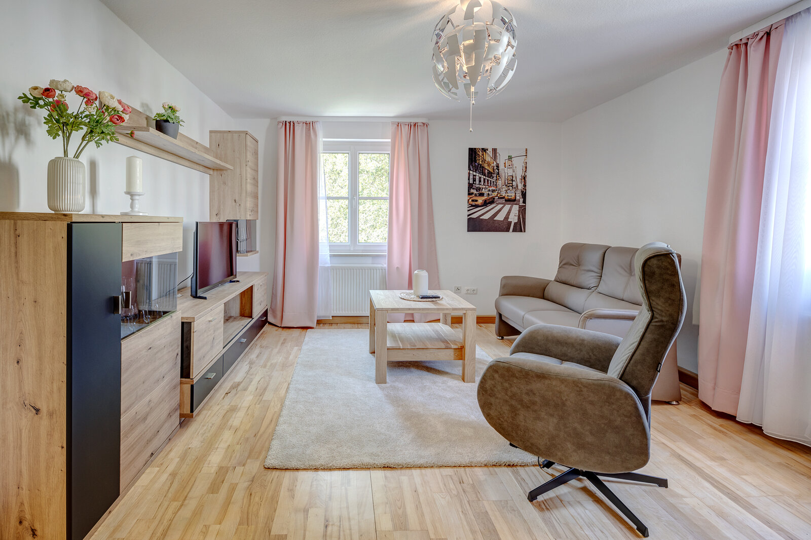 Nice 2-room apartment near Rotkreuzplatz for rent - Foto 1