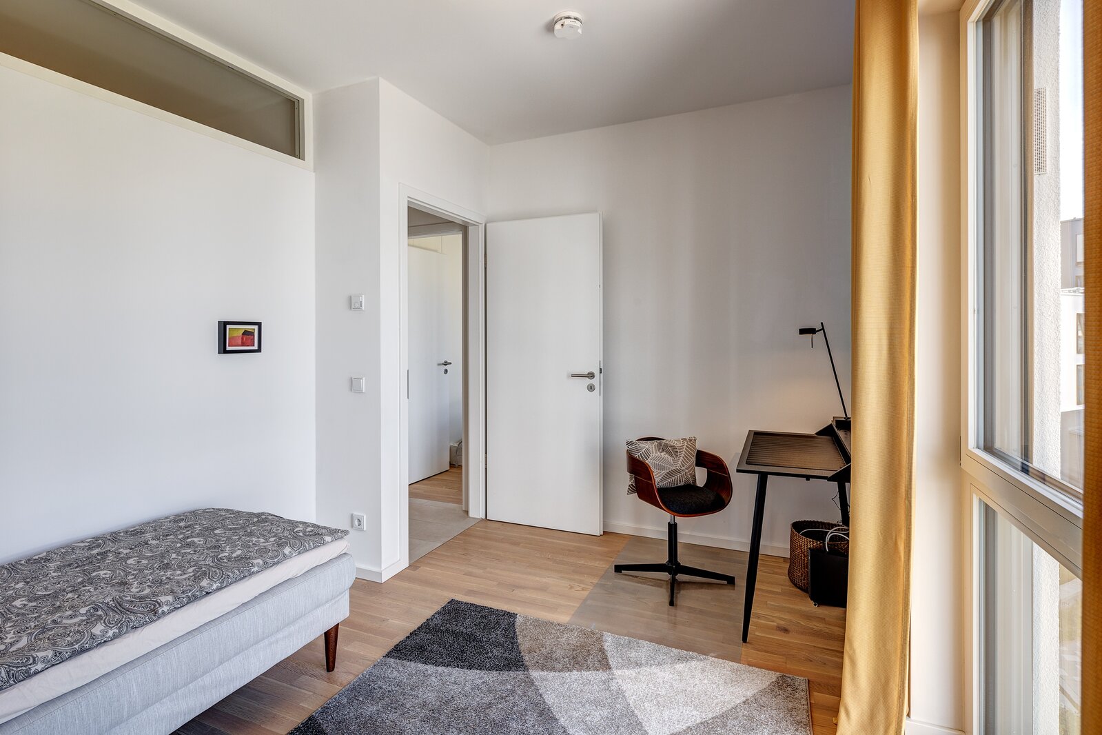 3-Zimmer-Wohnung mit hochwertiger Einrichtung - Foto 3
