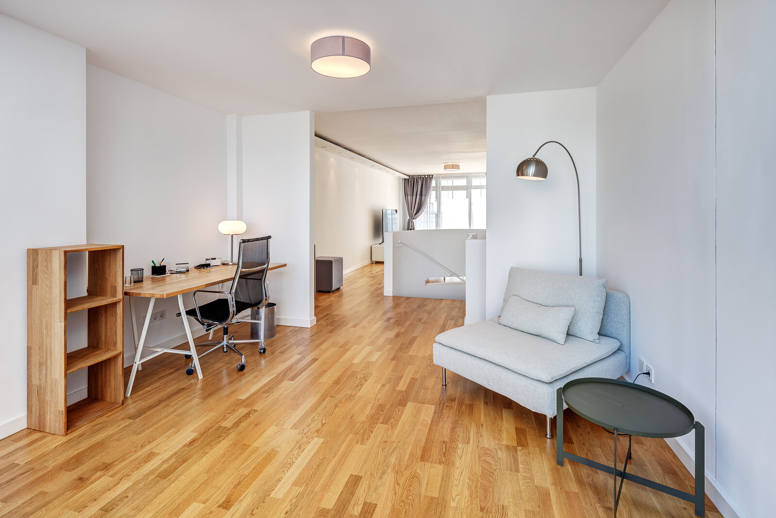 Charming and modern maisonette penthouse for rent - Photo 3