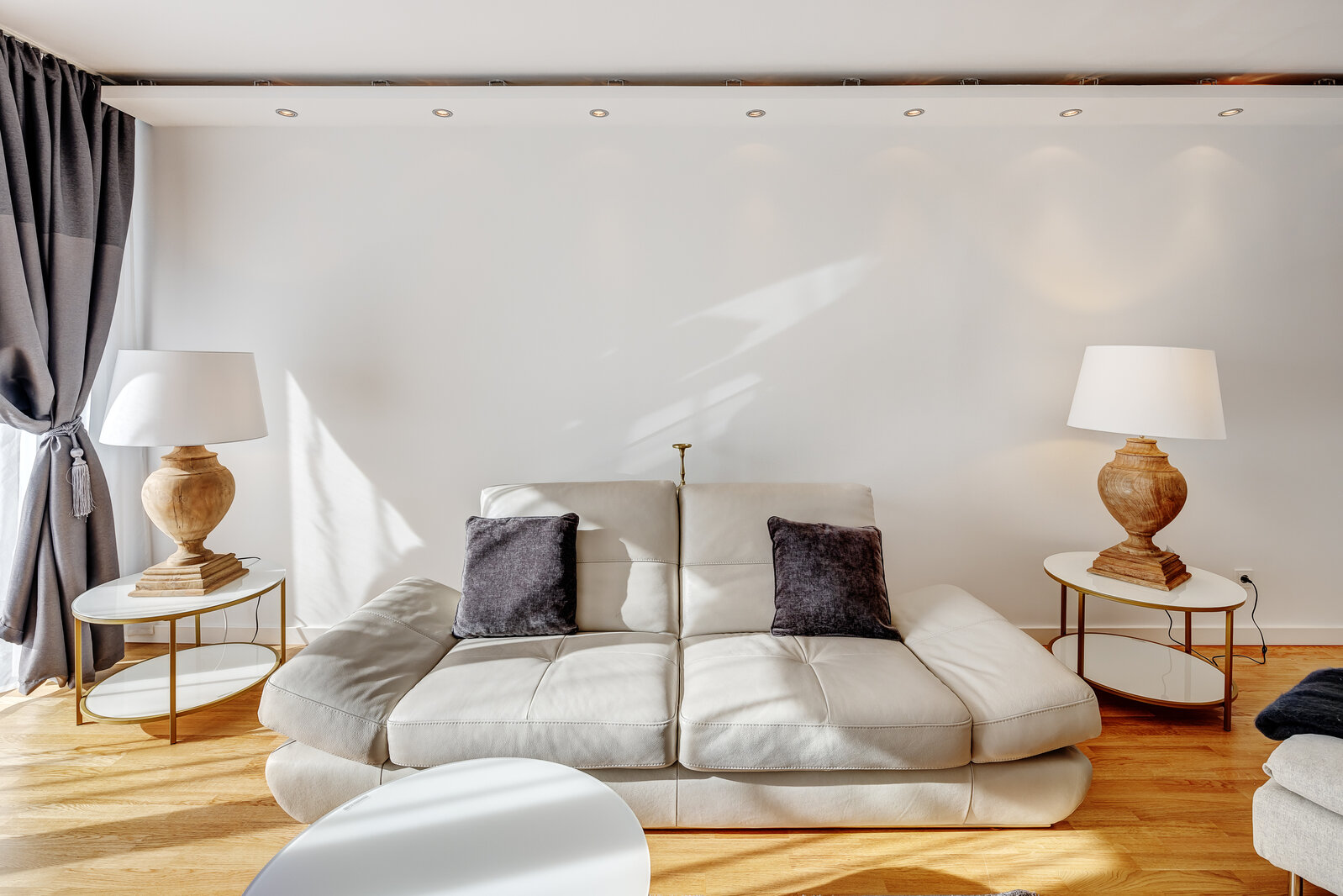 Charming and modern maisonette penthouse for rent - Photo 4