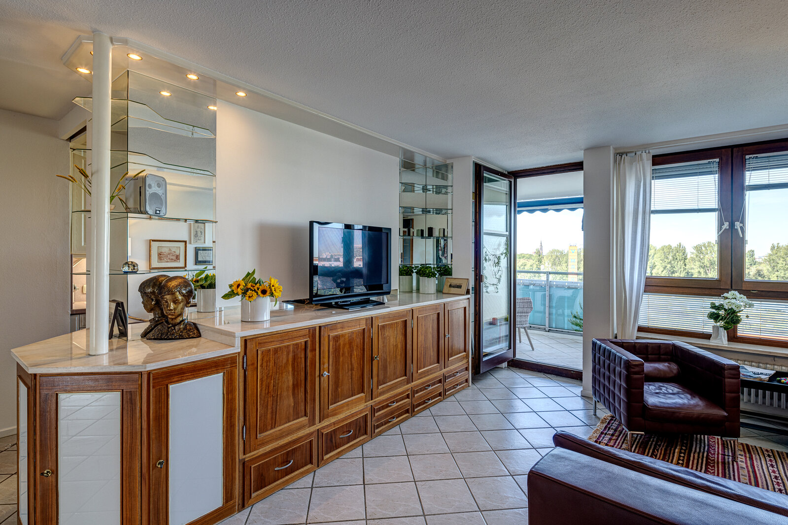 Bright, spacious apartment in southern Haidhausen - Foto 1