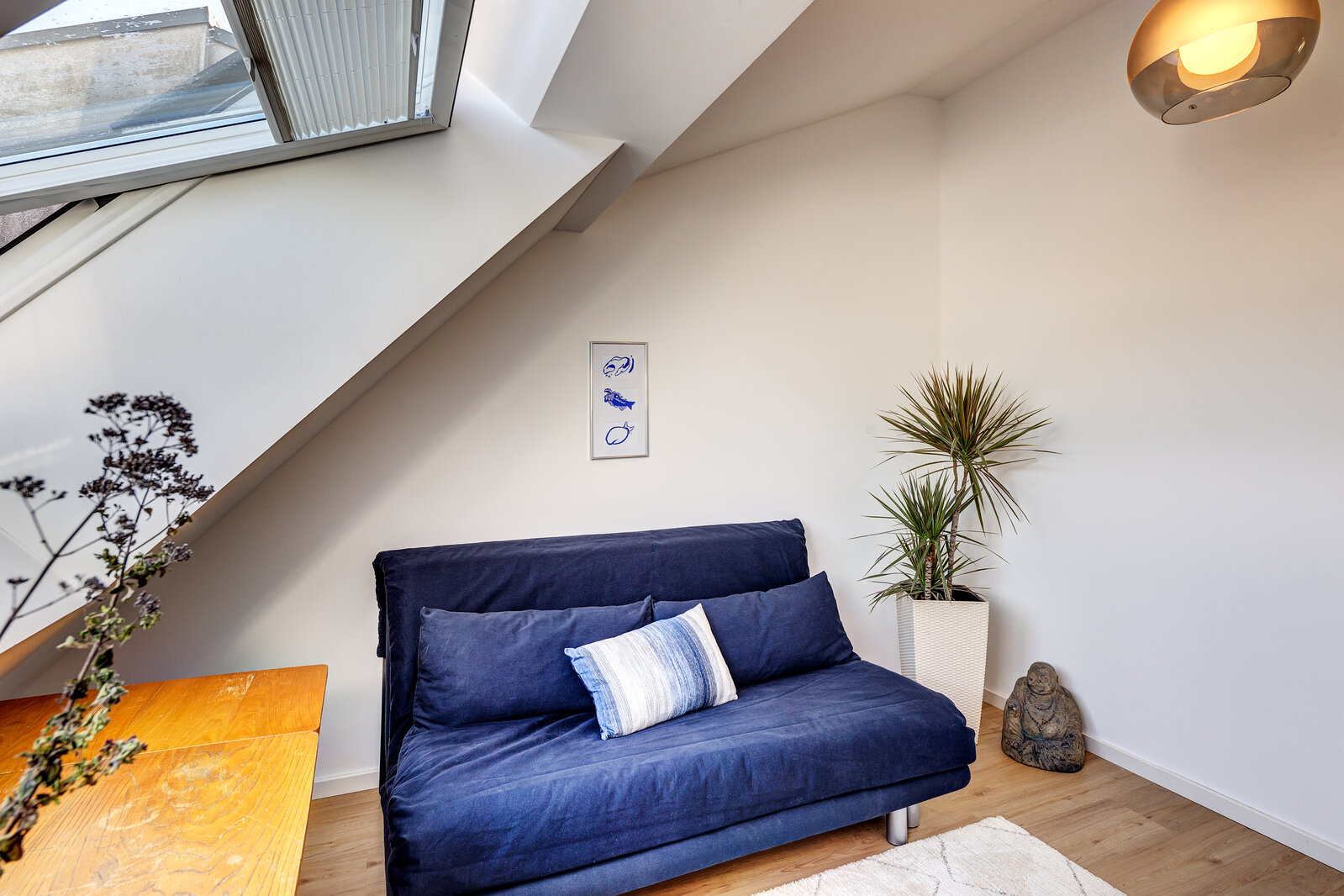 Bright apartment with inviting roof-terrace for rent - Photo 4