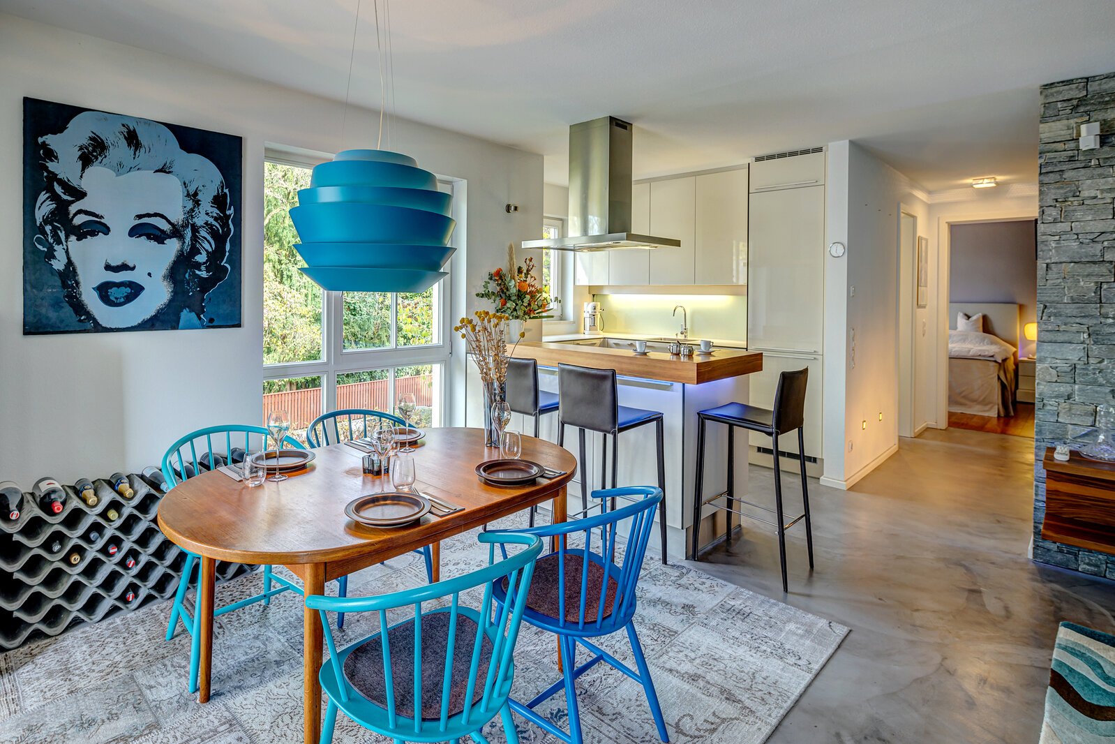 Quiet apartment with loft character and balcony for rent - Photo 4