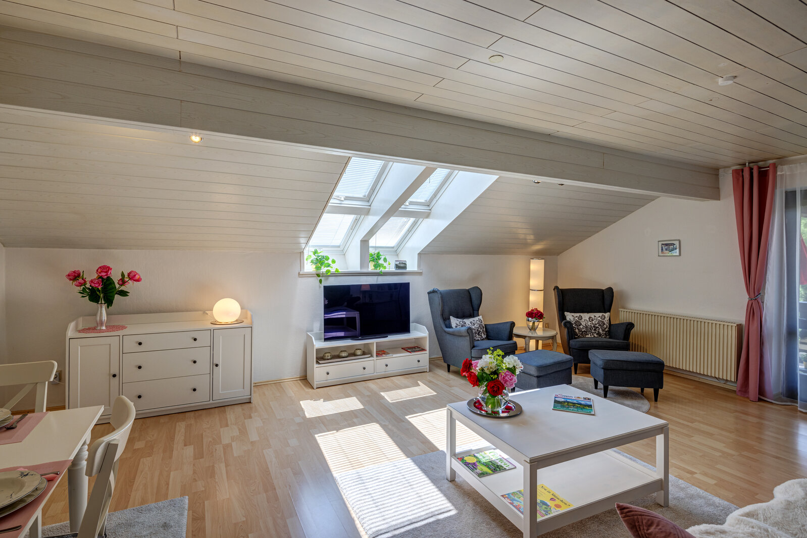 Bright attic apartment for rent - Foto 2