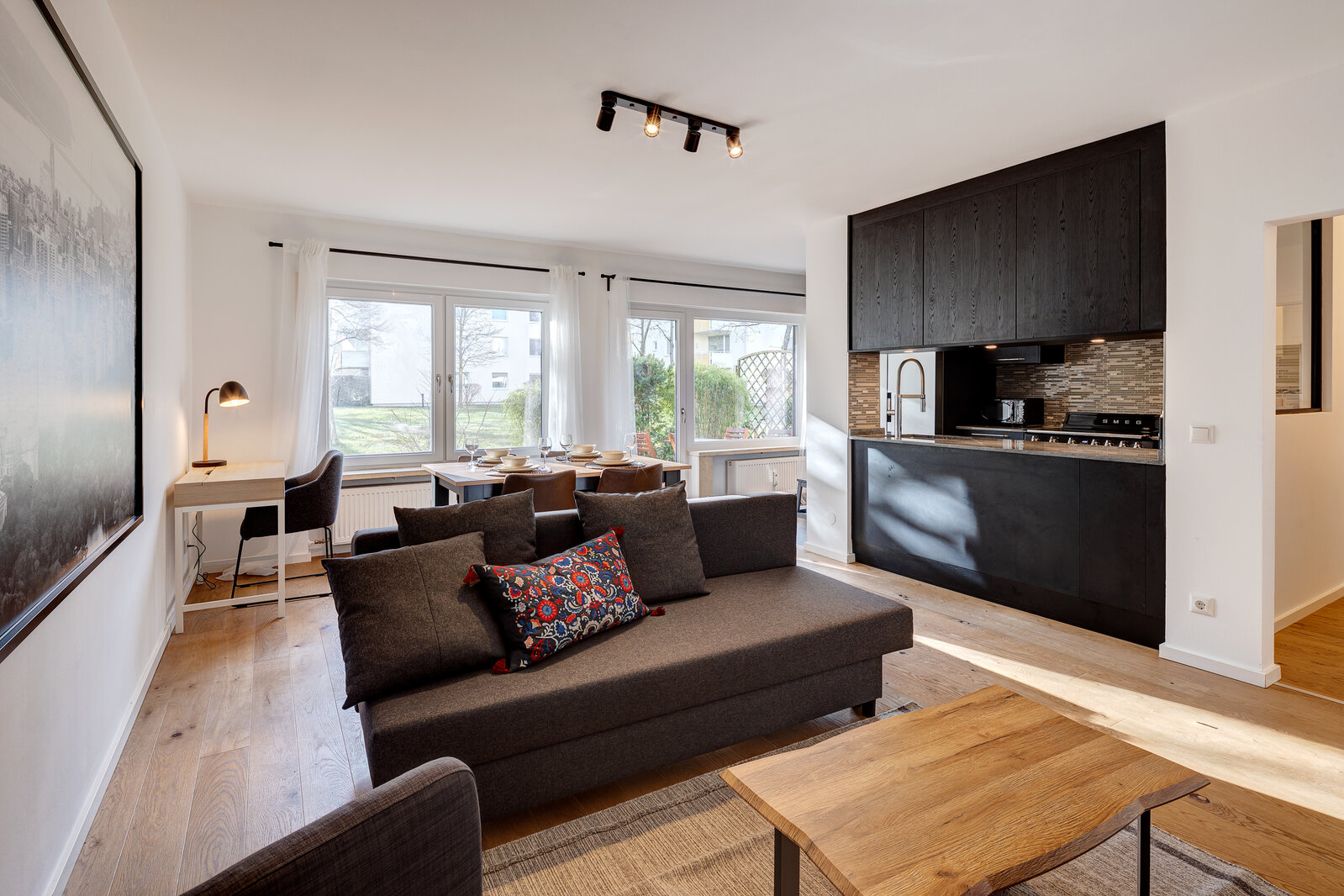 Modern, furnished 2-room apartment for rent - Foto 2