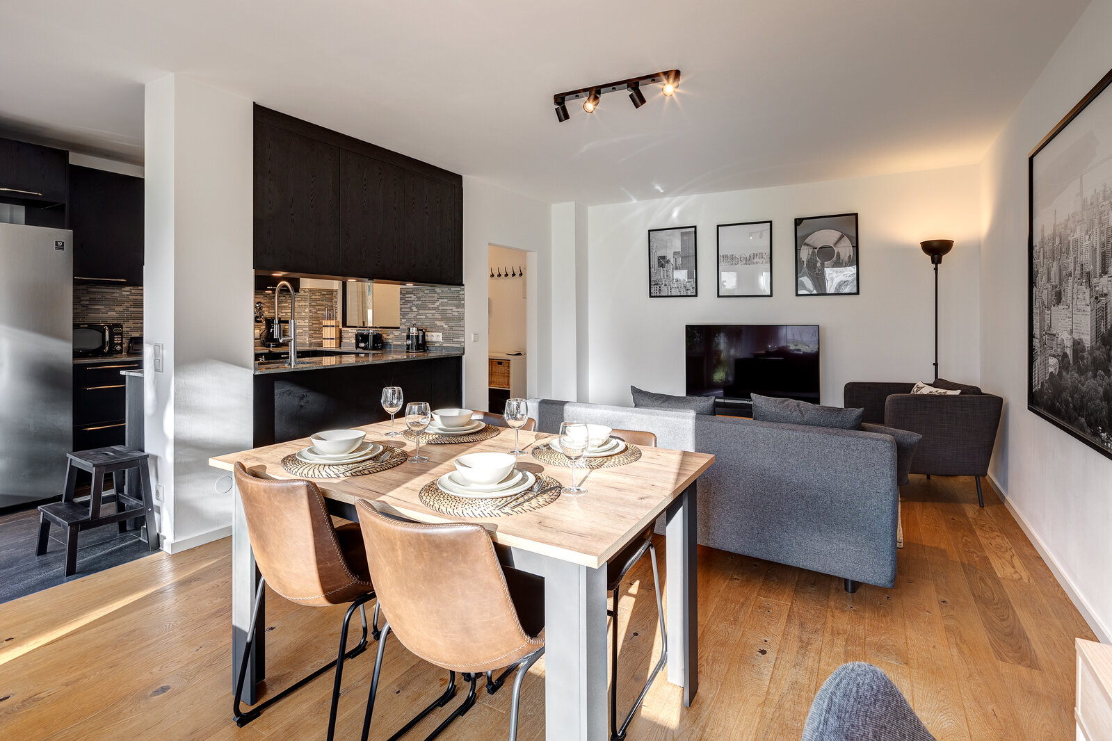 Modern, furnished 2-room apartment for rent - Foto 4