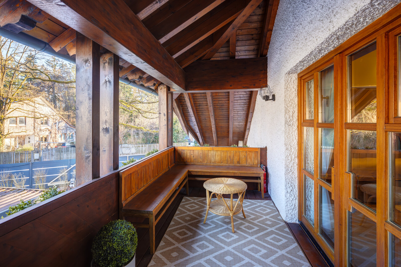 Luxury mansion half for rent with garden - Photo 5