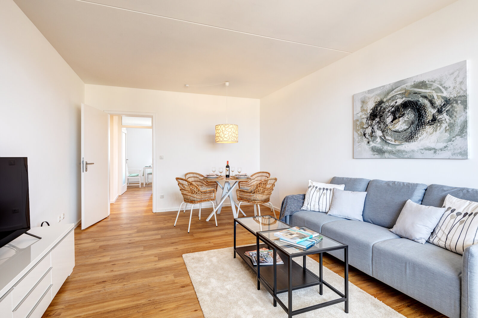 Nicely furnished apartment in Aubing for rent - Photo 2