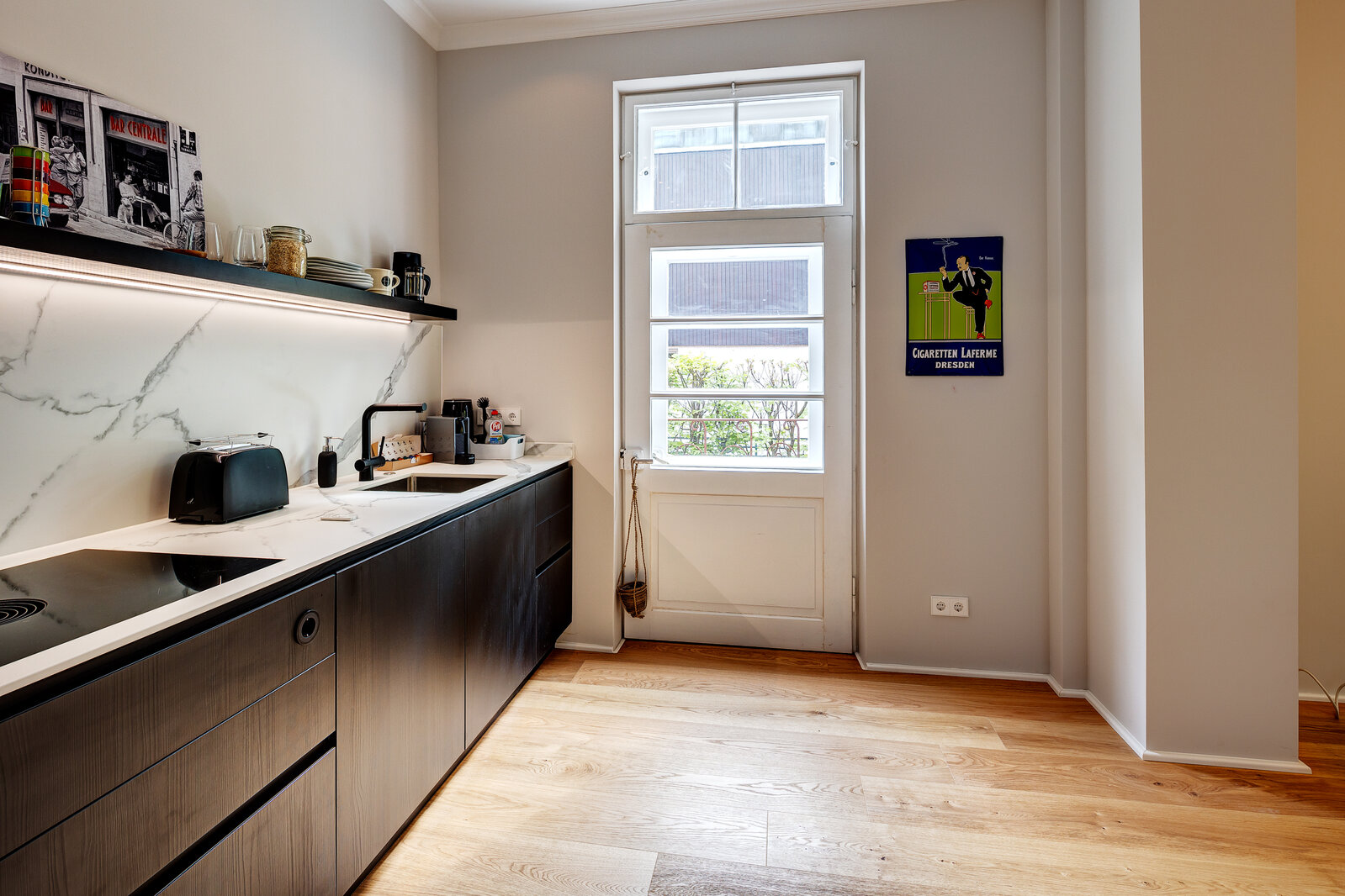Period apartment for rent at Nymphenburger Channel - Photo 5