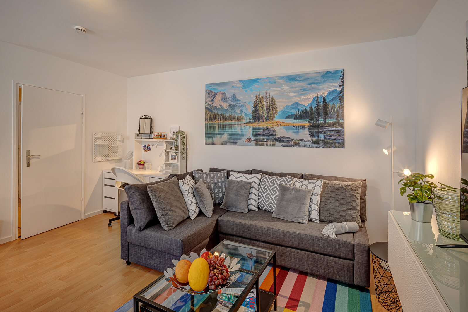 Top location in Lehel: modernly furnished and bright - Photo 2