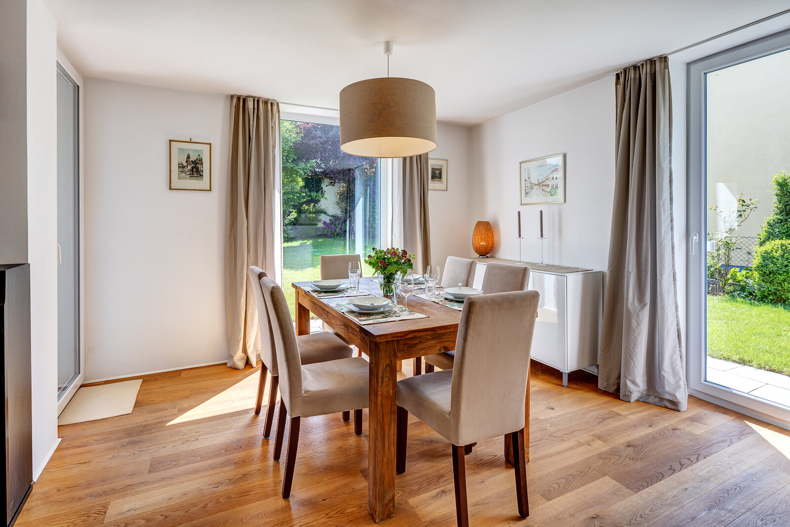 Charming semi-detached house with large garden & sauna - Photo 3