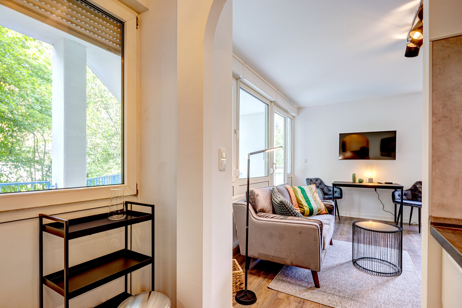 For rent: spacious 1-room apartment with balcony - Foto 1