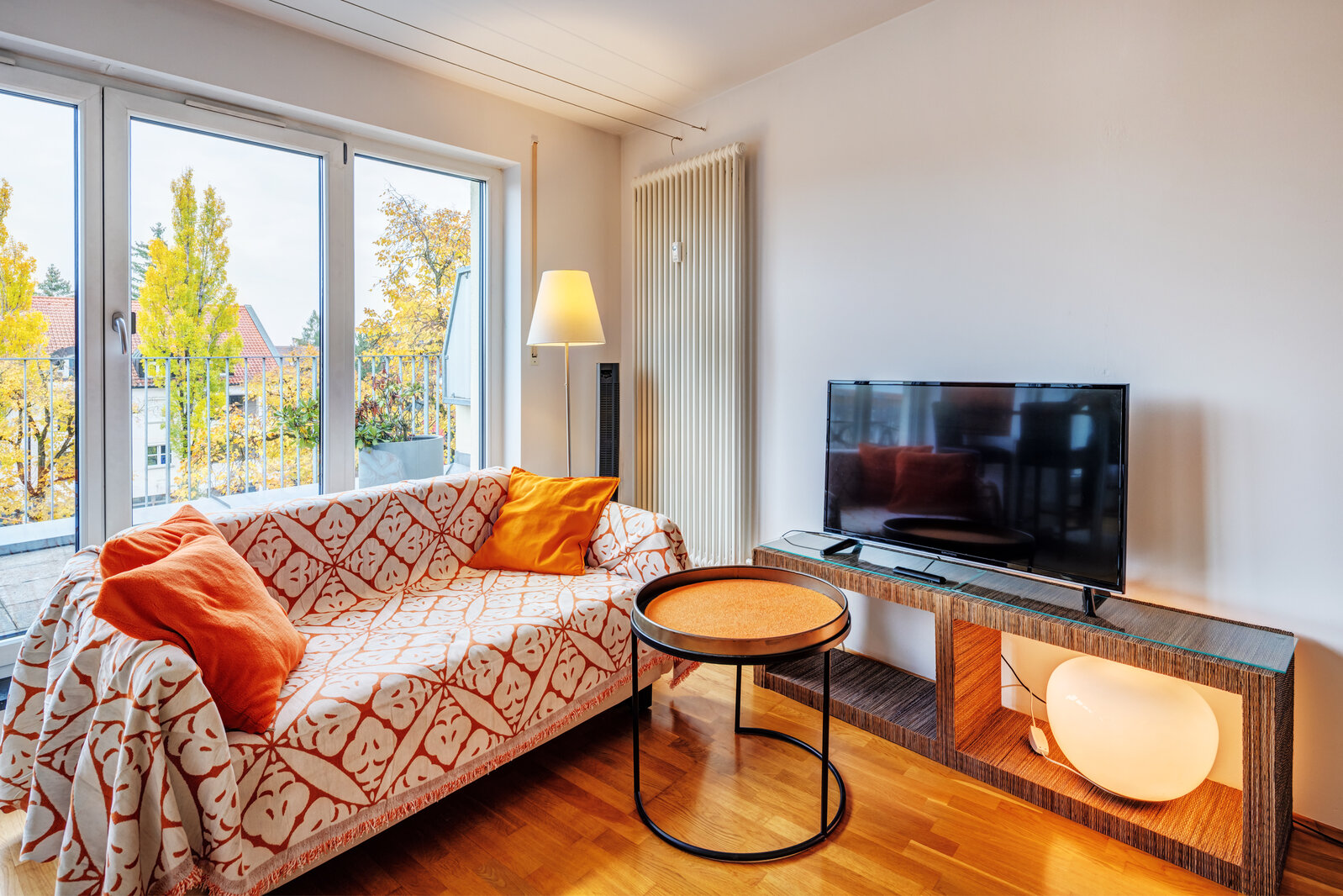 Light-flooded apartment for rent at Waldfriedhof - Photo 2