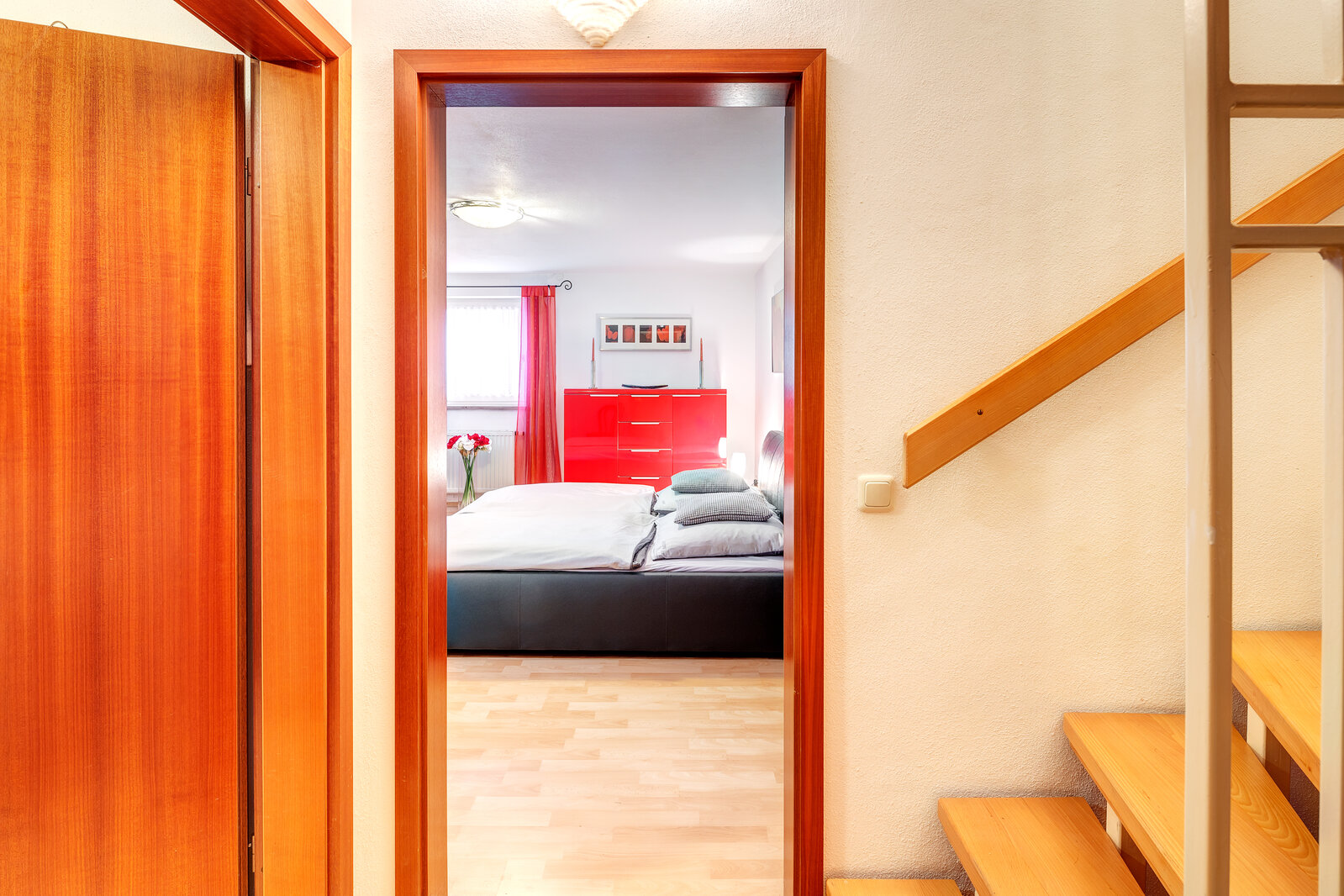 Stunning maisonette apartment with terrace and garden - Photo 5