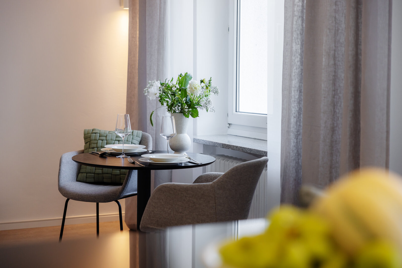High-quality apartment for rent in Bogenhausen - Photo 1