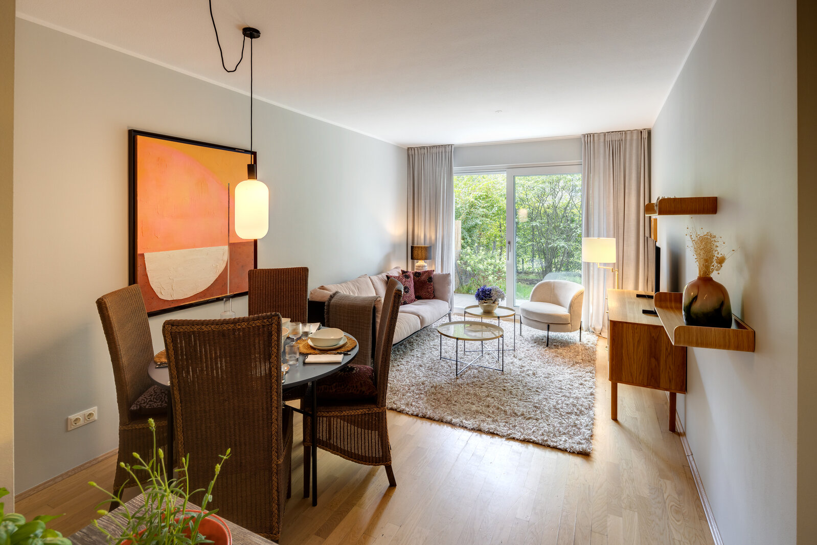 Bright and friendly ground floor apartment for rent - Photo 1
